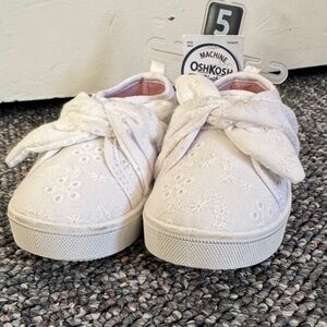 OshKosh B'gosh Kids Cream Floral Sneakers